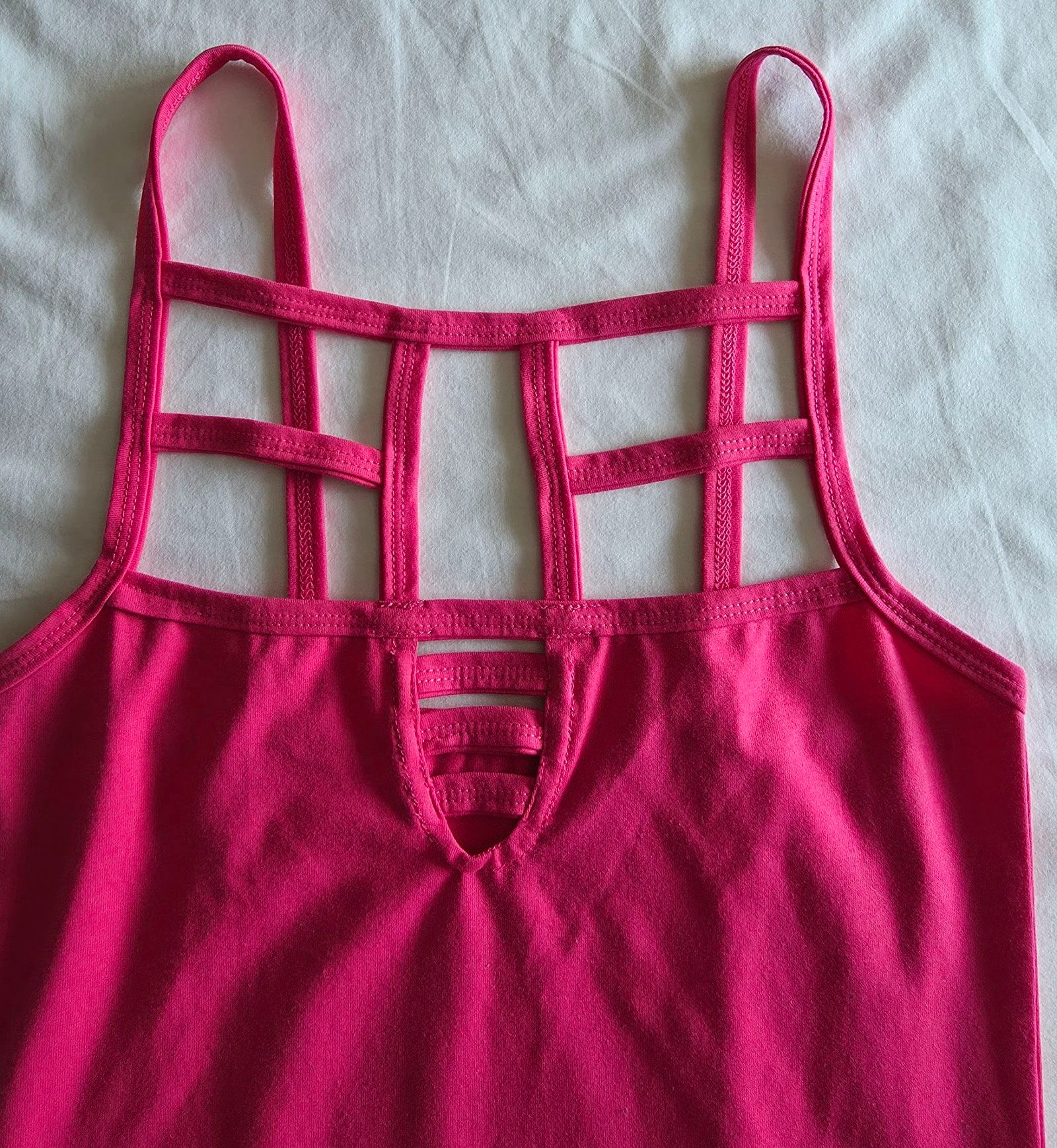 Débardeur rosa fuchsia S 36 top agujereado con tirantes y correas – photo 4